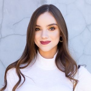 Meet your Posher, Veronica